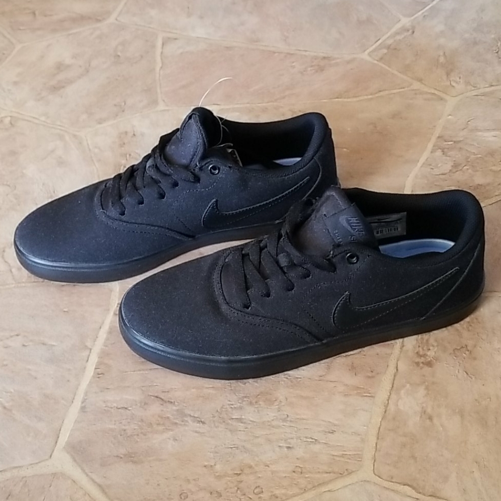 Nike SBs